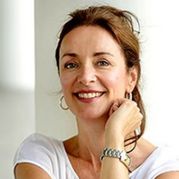 Portrait einer Teilnehmerin eines Schweigeretreats